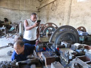 Clients de la machine à fabriquer les clous du Kenya