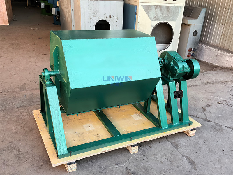nail polishing machine