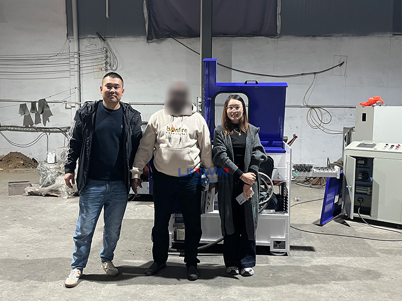 MTM 2025 clients visiting Uniwin nail making machine factory